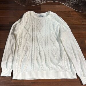 Hollister sweater